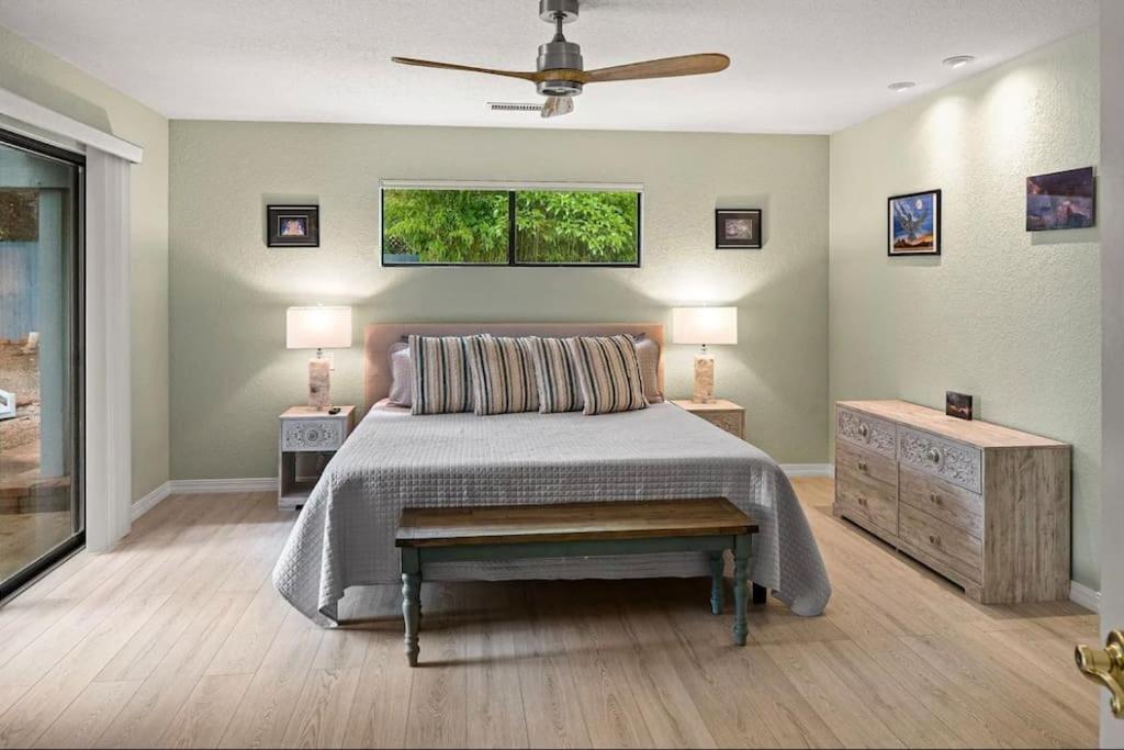 Spacious W Sedona 4 Bedroom Contemporary House! エクステリア 写真